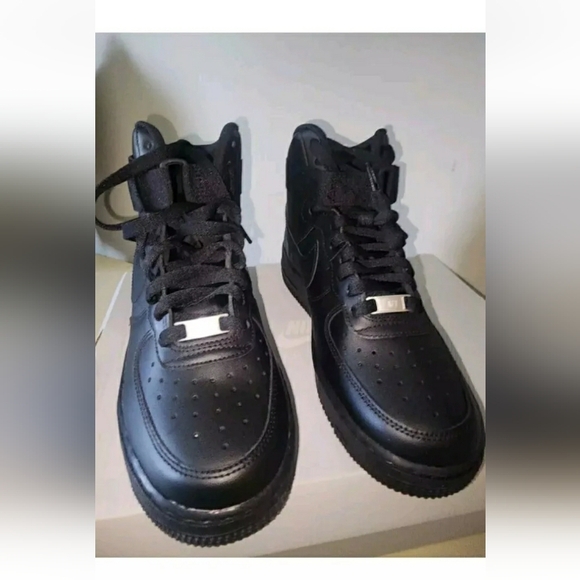 Nike Air Force 1 '07 Mid Triple Black Size 7.5 Brand New In Box Women's... - Picture 12 of 13